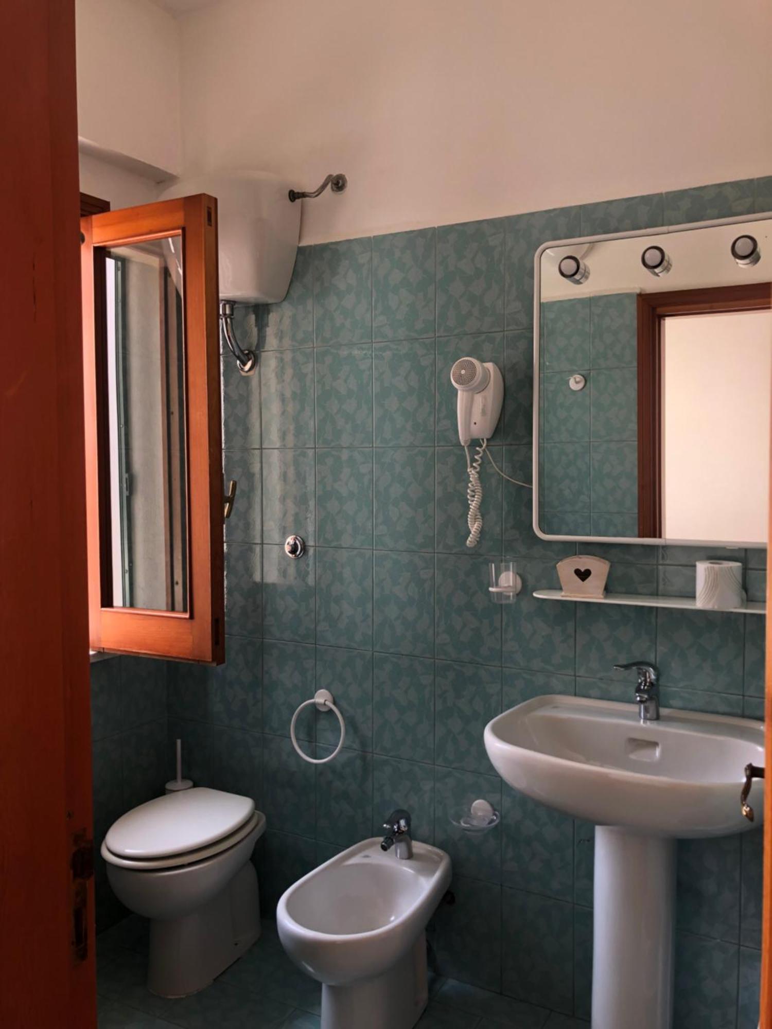 Hotel Ariston Isola di Ustica المظهر الخارجي الصورة